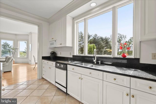 34 BRETT MANOR CT, Cockeysville, MD 21030