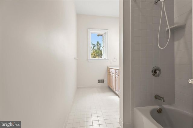 34 BRETT MANOR CT, Cockeysville, MD 21030