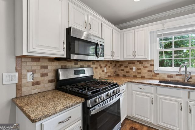 170 Lakeview Lane, Hiram, GA 30141