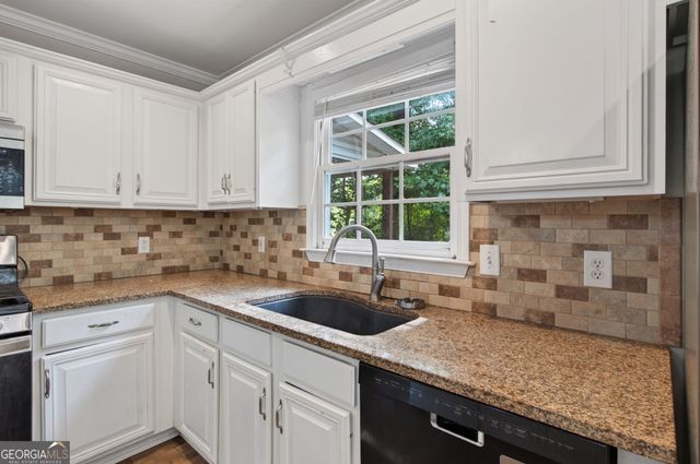170 Lakeview Lane, Hiram, GA 30141