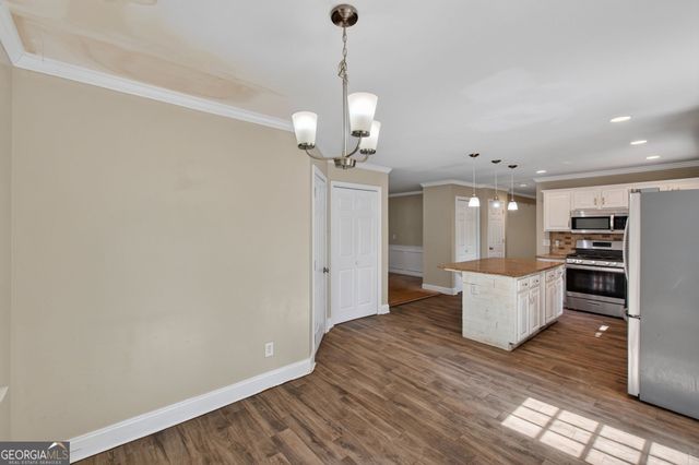 170 Lakeview Lane, Hiram, GA 30141