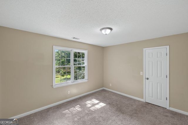 170 Lakeview Lane, Hiram, GA 30141