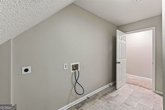 170 Lakeview Lane, Hiram, GA 30141