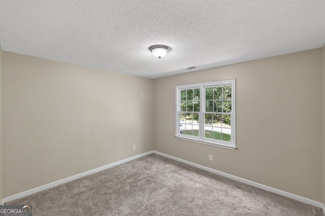 170 Lakeview Lane, Hiram, GA 30141