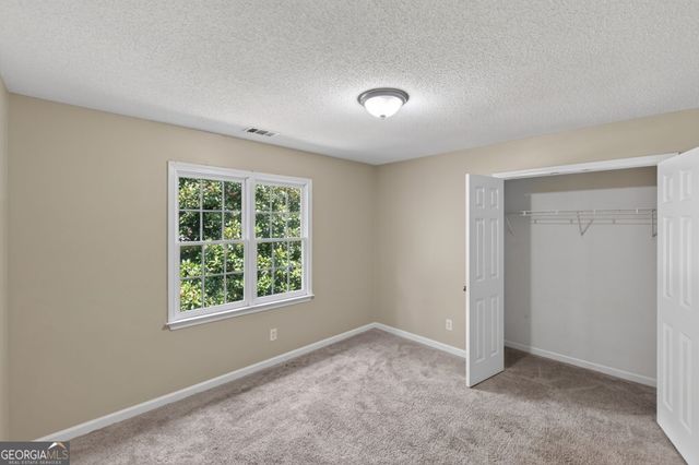 170 Lakeview Lane, Hiram, GA 30141