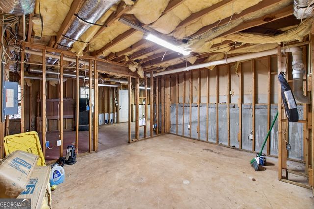 170 Lakeview Lane, Hiram, GA 30141