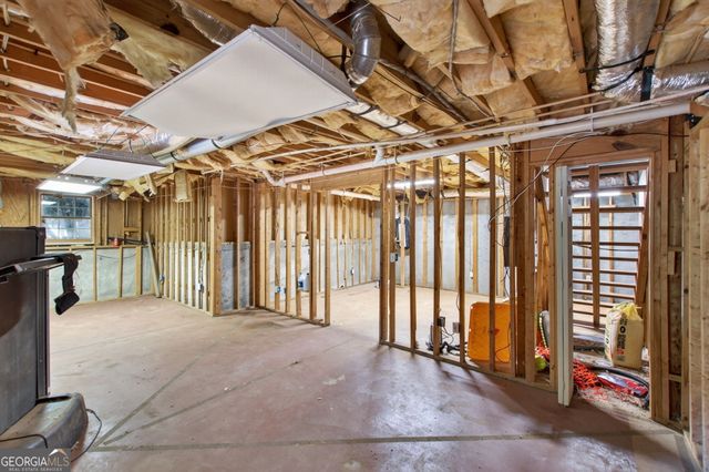 170 Lakeview Lane, Hiram, GA 30141