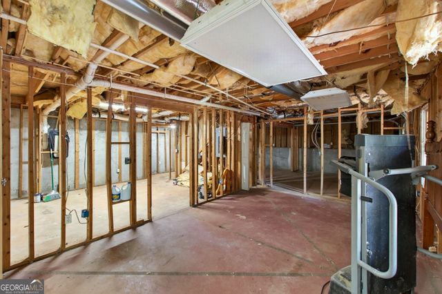 170 Lakeview Lane, Hiram, GA 30141