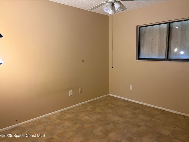 1013 Wacona Street SE, Palm Bay, FL 32909