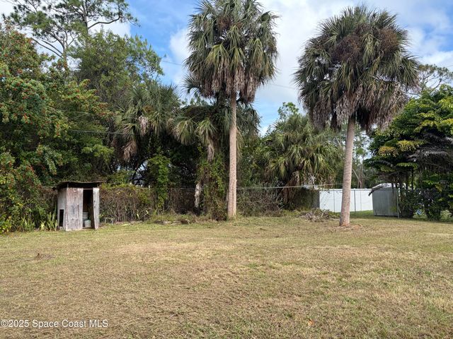 1013 Wacona Street SE, Palm Bay, FL 32909