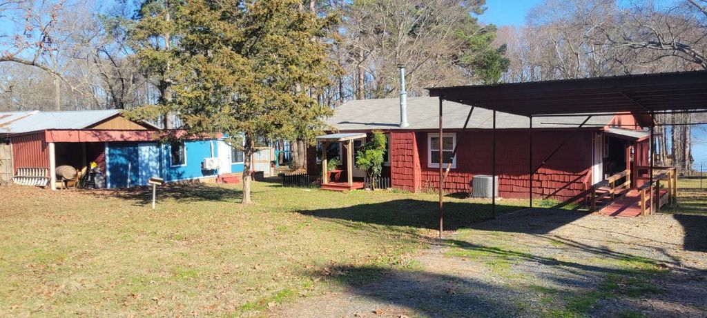 8234 Haphazard Road, Mooringsport, LA 71060