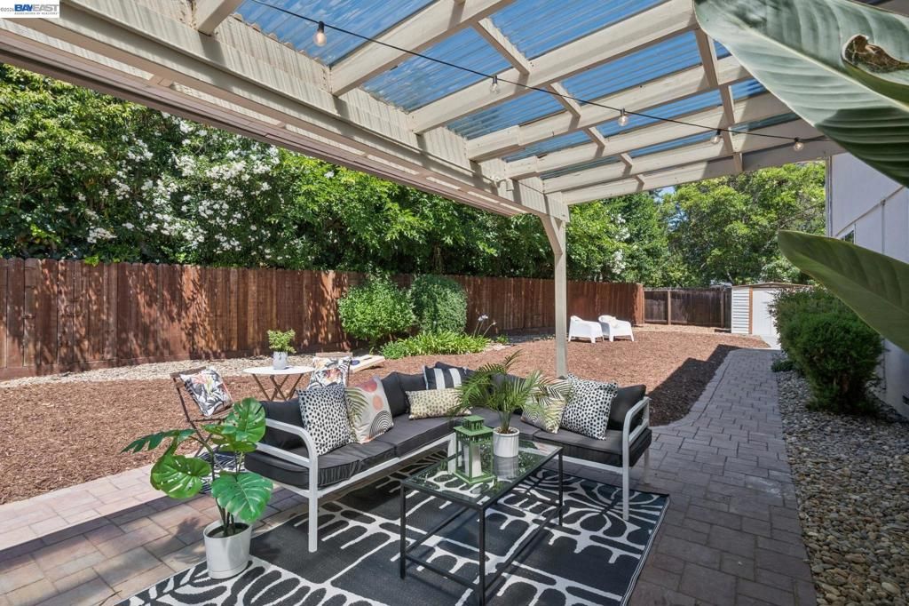 Image 19 of property listing at 1017 BERMUDA DRIVE, Concord, CA 94518