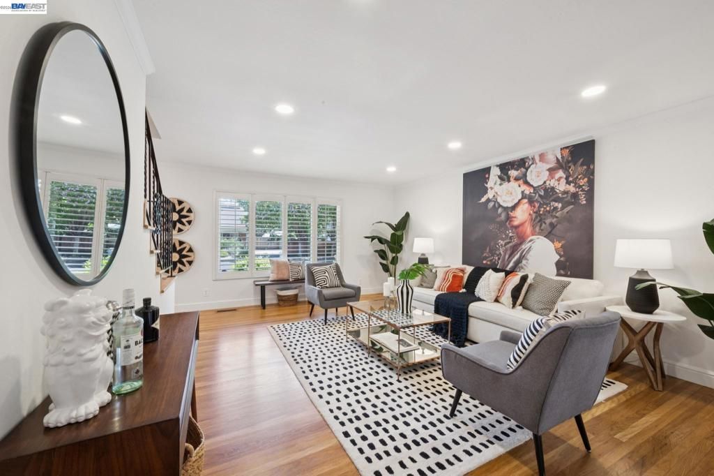 Image 8 of property listing at 1017 BERMUDA DRIVE, Concord, CA 94518