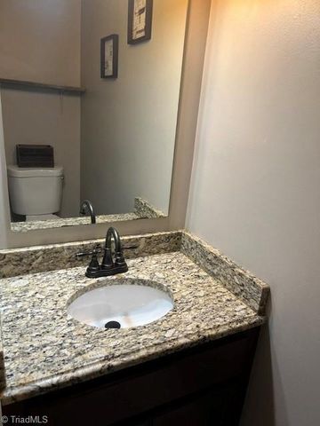 810 Rockcliff Terrace, Asheboro, NC 27205