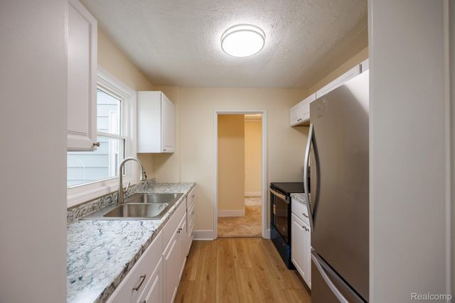 3301 Gratiot Avenue, Flint, MI 48503