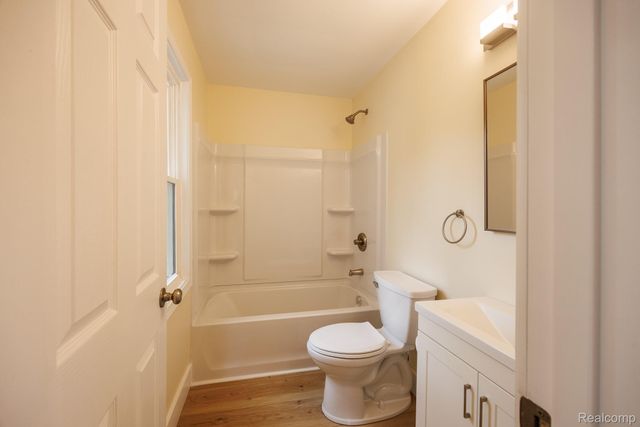 3301 Gratiot Avenue, Flint, MI 48503