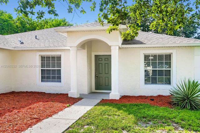 591 SW Millard Dr, Port St. Lucie, FL 34953