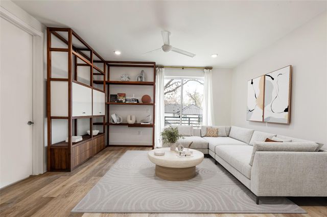 2709 E 5th ST 2203, Austin, TX 78702