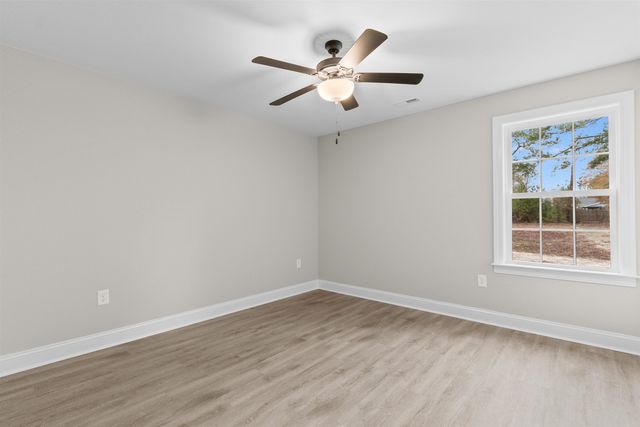 1391 Justice Loop, Loris, SC 29569