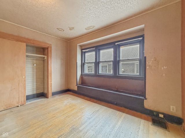 25 N Ewing Street, Indianapolis, IN 46201