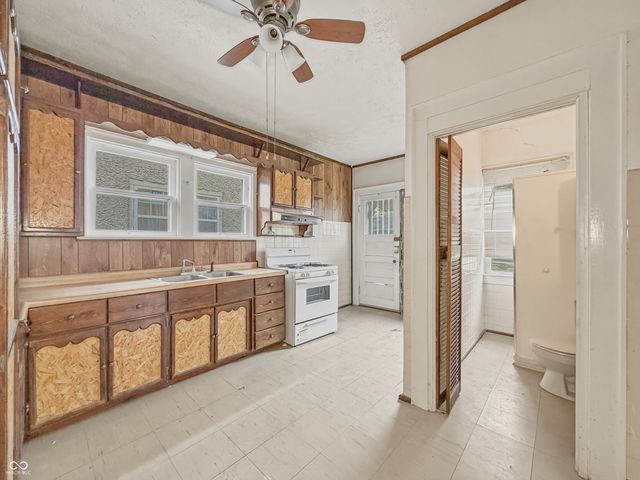 25 N Ewing Street, Indianapolis, IN 46201