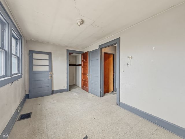 25 N Ewing Street, Indianapolis, IN 46201