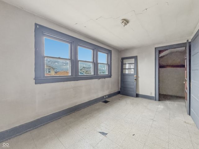 25 N Ewing Street, Indianapolis, IN 46201