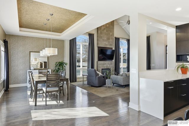 10251 Margo Street, La Vista, NE 68128