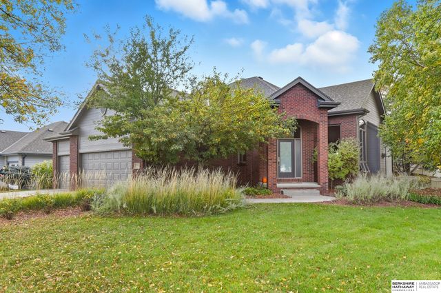 10251 Margo Street, La Vista, NE 68128
