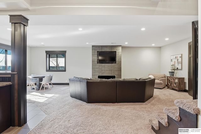 10251 Margo Street, La Vista, NE 68128