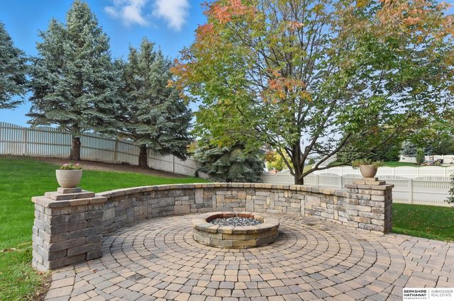 10251 Margo Street, La Vista, NE 68128