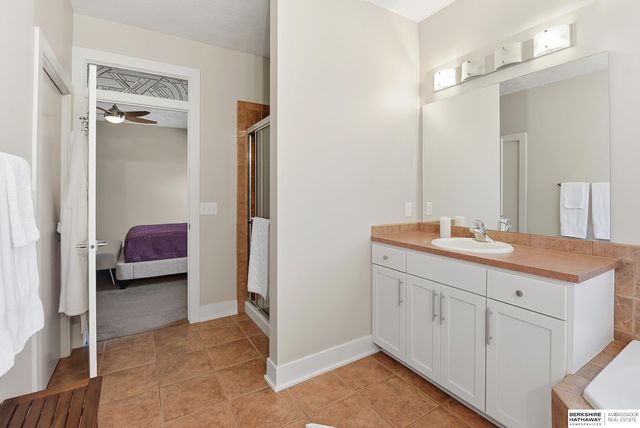 10251 Margo Street, La Vista, NE 68128