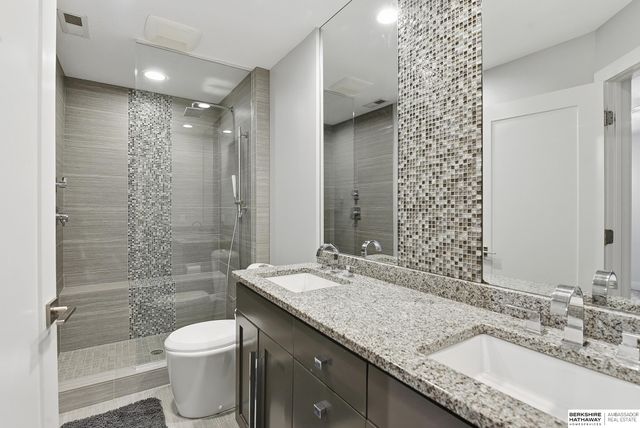 10251 Margo Street, La Vista, NE 68128