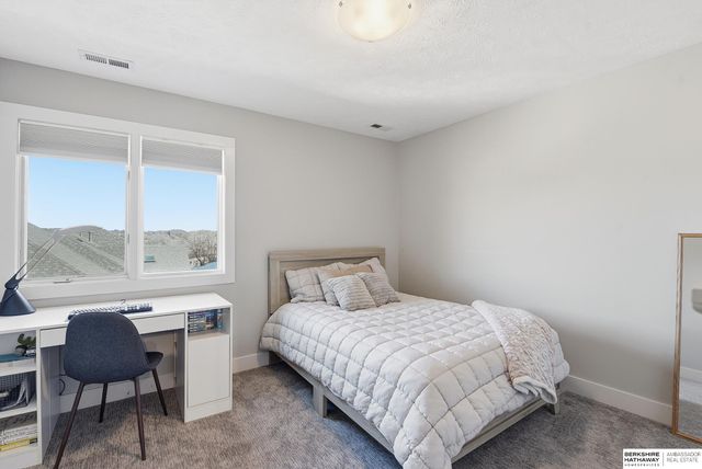 10251 Margo Street, La Vista, NE 68128