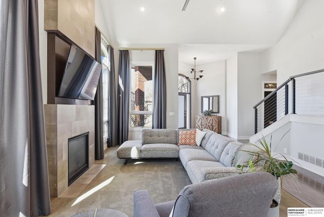 10251 Margo Street, La Vista, NE 68128