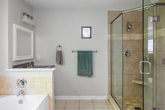32 Kendrick Drive, South Burlington, VT 05403