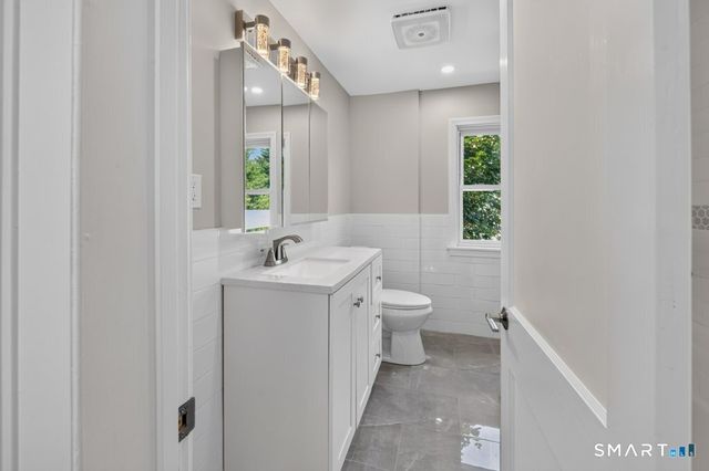 15 Johnson Avenue, Stratford, CT 06614