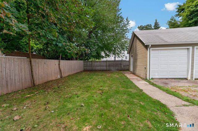 15 Johnson Avenue, Stratford, CT 06614