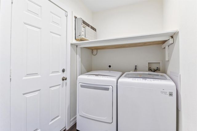 1918 Crestdale Drive, Houston, TX 77080