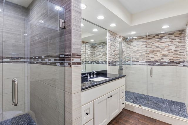 1918 Crestdale Drive, Houston, TX 77080