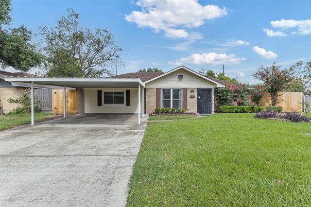 1918 Crestdale Drive, Houston, TX 77080