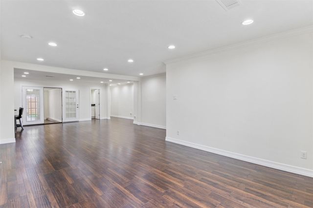 1918 Crestdale Drive, Houston, TX 77080