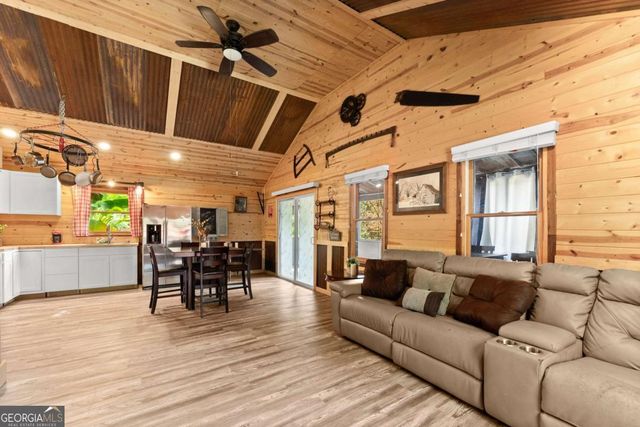 59 Rocket Drive, Cleveland, GA 30528
