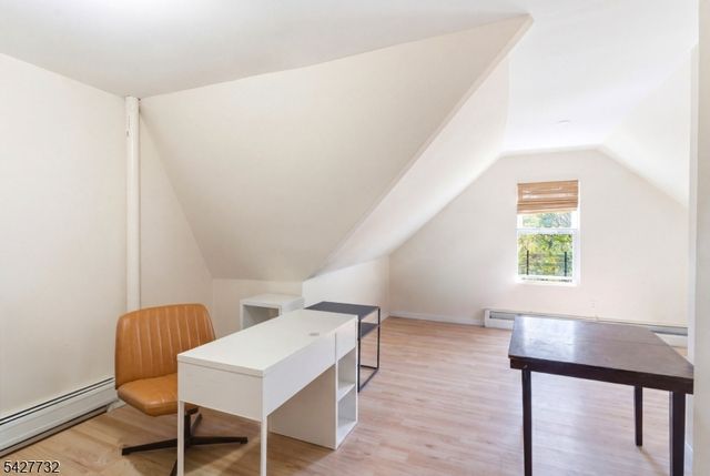 55 New St, East Orange City, NJ 07017