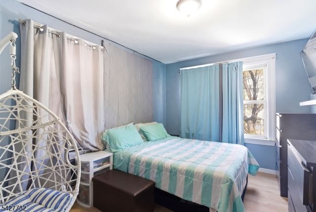 55 New St, East Orange City, NJ 07017