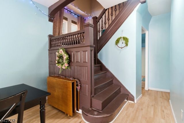 55 New St, East Orange City, NJ 07017