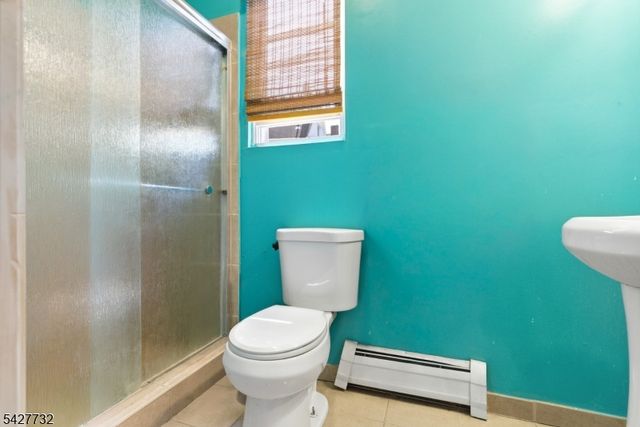 55 New St, East Orange City, NJ 07017