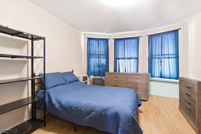 55 New St, East Orange City, NJ 07017