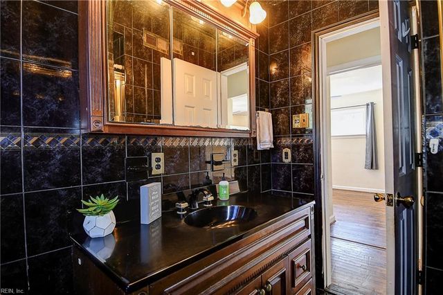 618 Beach View ST, Norfolk, VA 23503