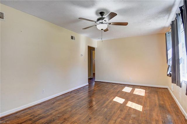 618 Beach View ST, Norfolk, VA 23503